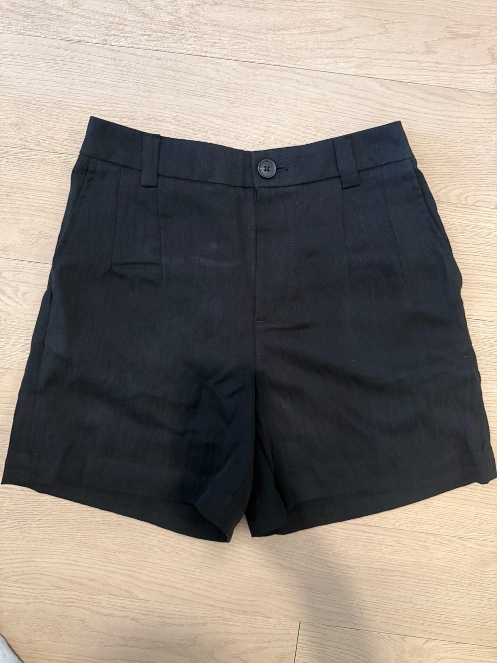 a new day Black Women's Shorts - Size 4
